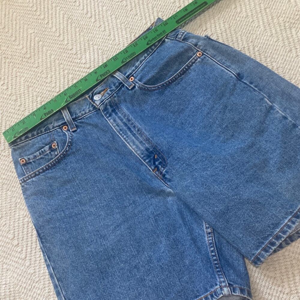 Vtg Levis 550 Shorts Men 34 Medium Wash Blue Denim Jorts Y2K 2001 Relaxed Fit - Picture 6 of 8